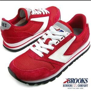 Brooks Heritage Chariot lace up sneakers red white retro women’s 9 EUC suede